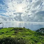 Apartment 10 Min To Calheta - Da Natureza - King Size Bed - Large Terrace