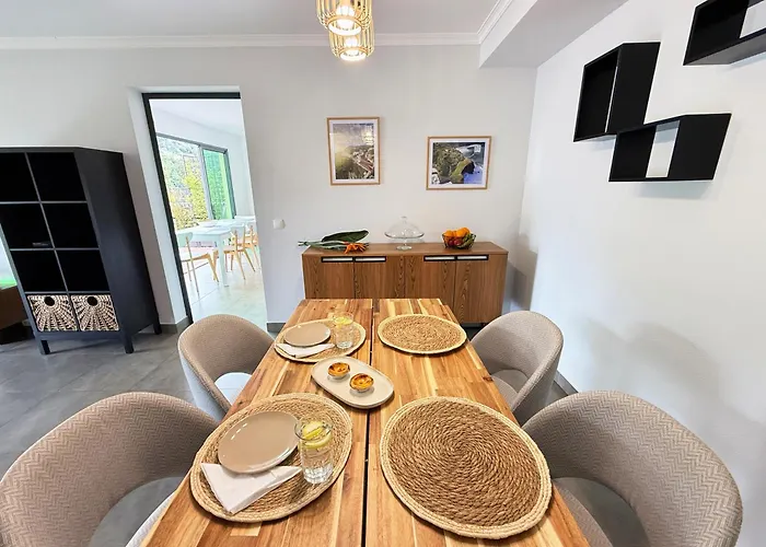 10 Min To Calheta - Da Natureza - King Size Bed - Large Terrace *
